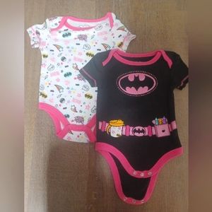 Girls 0-3m Batgirl Onesies Set